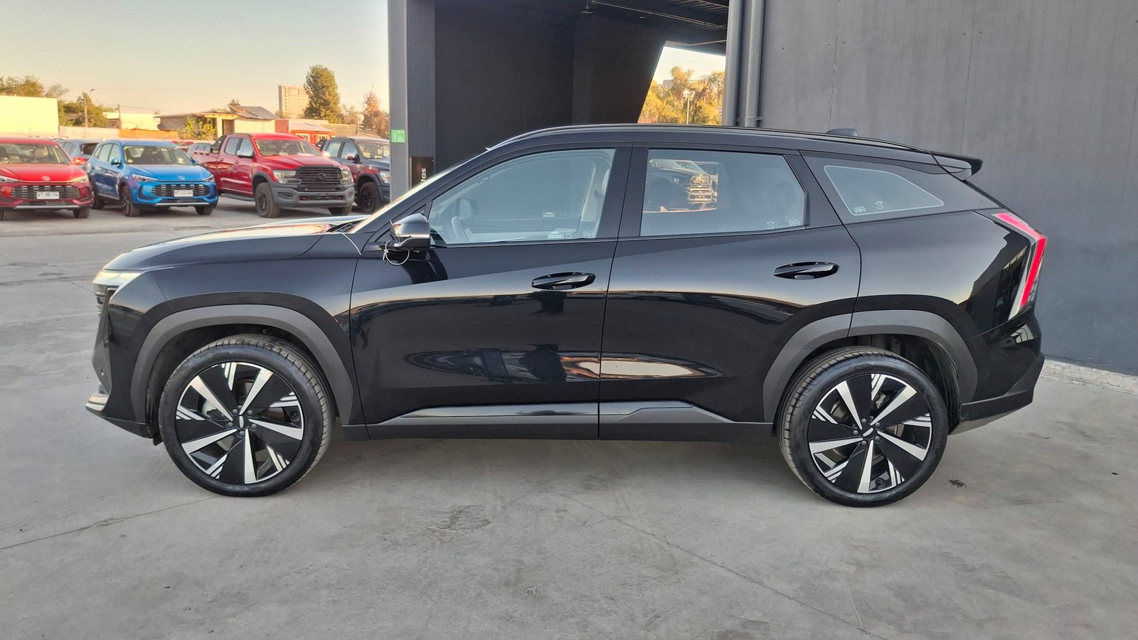 Geely Starray 2025 - Imagen 7 de 17