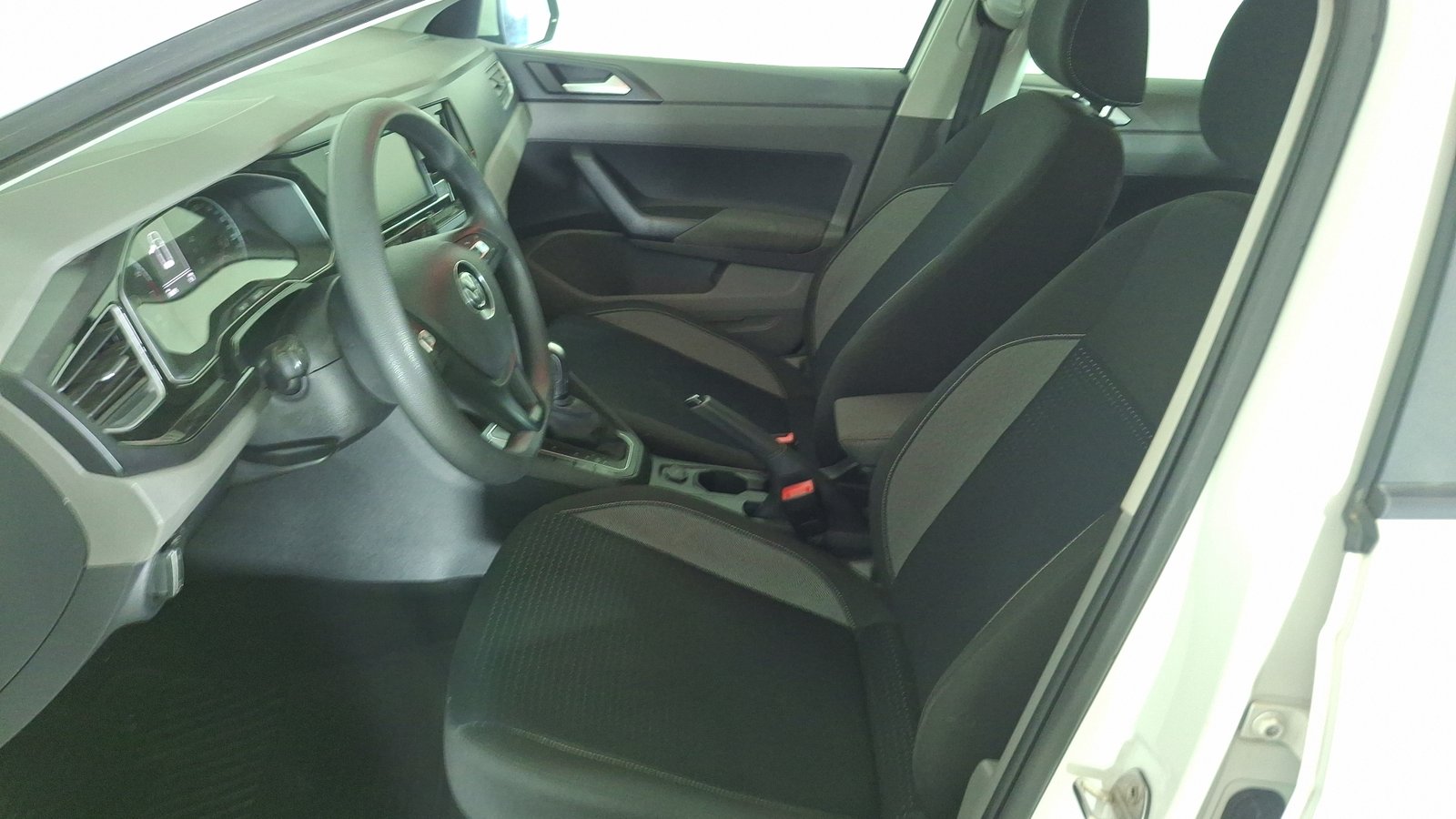 Volkswagen Polo 2023 - Imagen 12 de 15