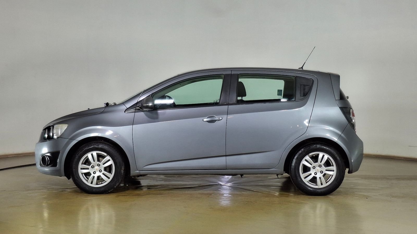 Chevrolet Sonic 2014 - Imagen 7 de 15