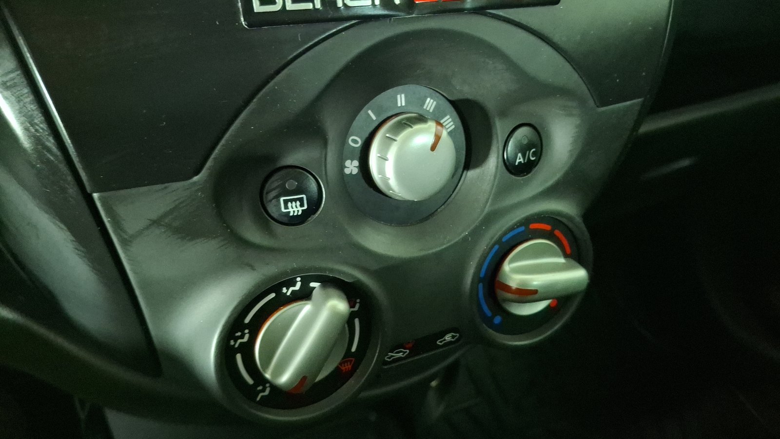 Nissan March 2020 - Imagen 14 de 15