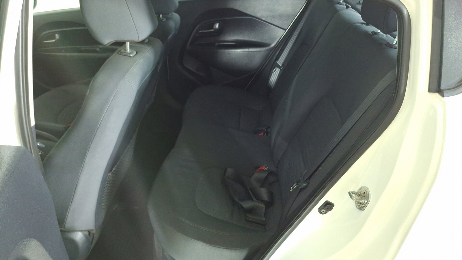 Kia RIO 4 2013 - Imagen 13 de 15