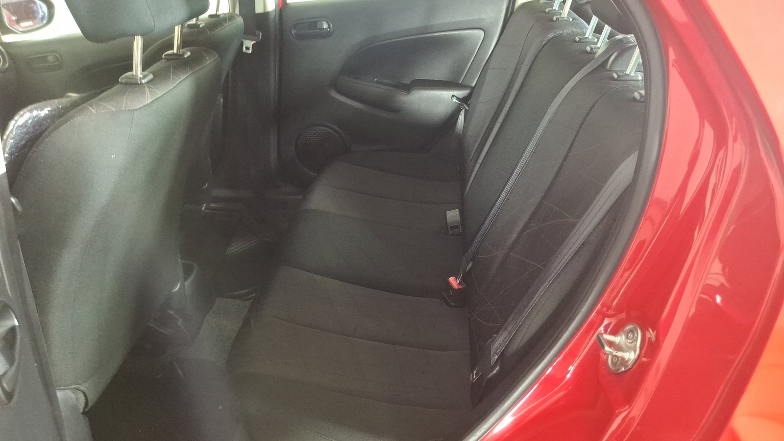 Mazda Mazda 2 2015 - Imagen 13 de 15