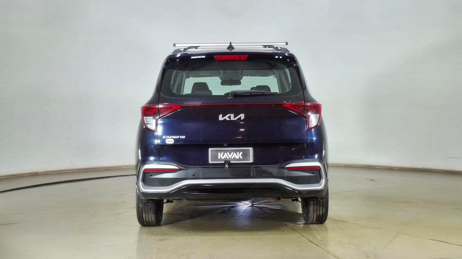 Kia Carens 2023 - Foto 5 de 17