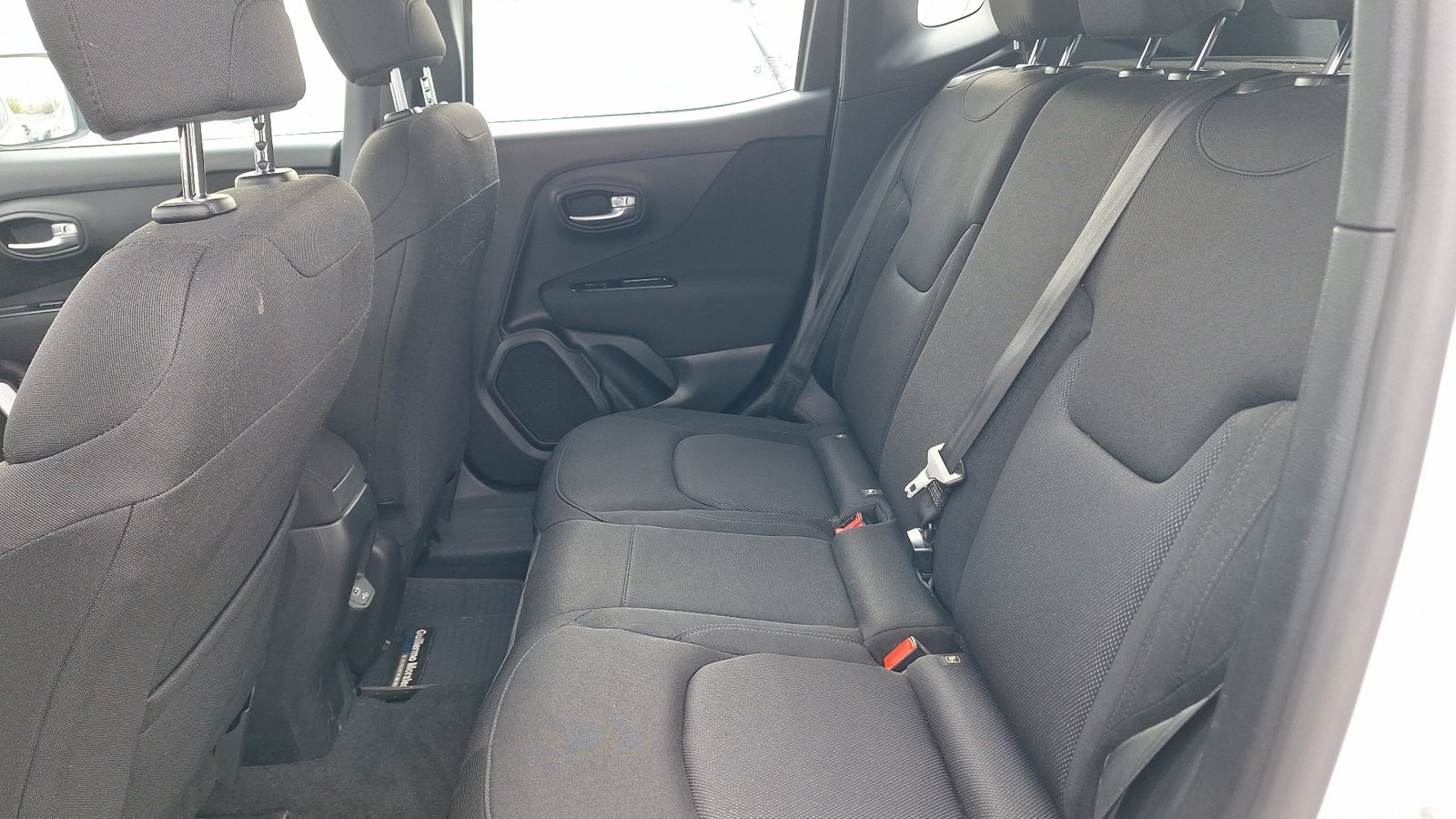 Jeep Renegade 2021 - Imagen 12 de 14