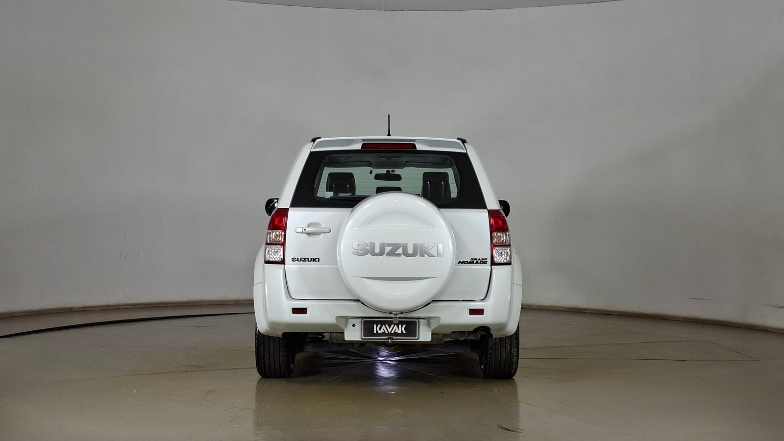 Suzuki GrandNomade 2014 - Imagen 5 de 17