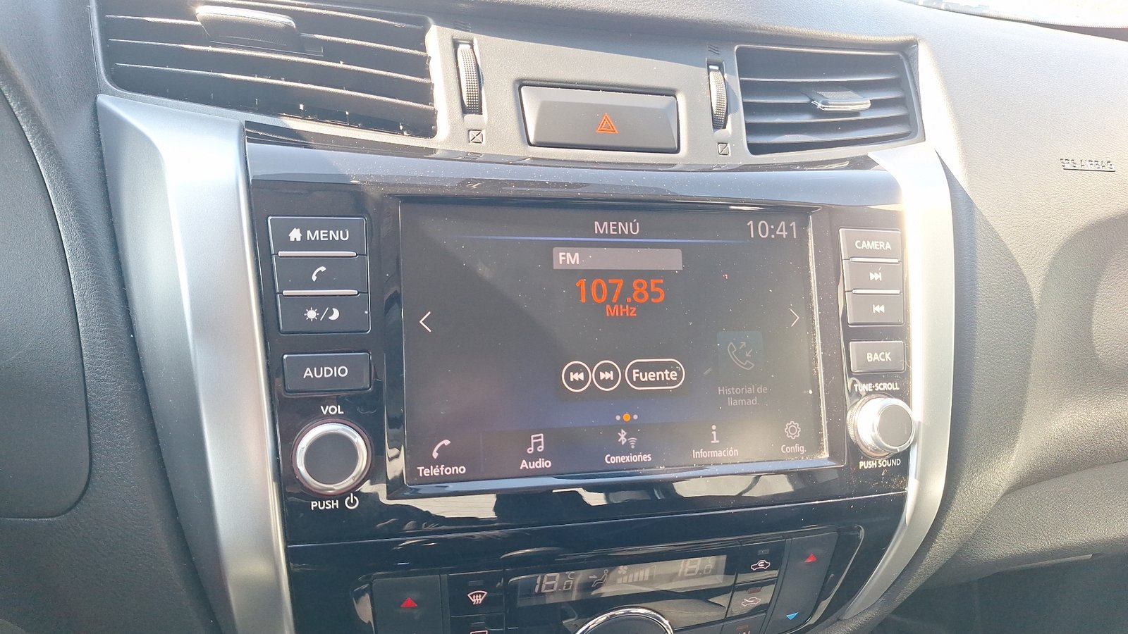 Nissan Navara 2023 - Imagen 10 de 15