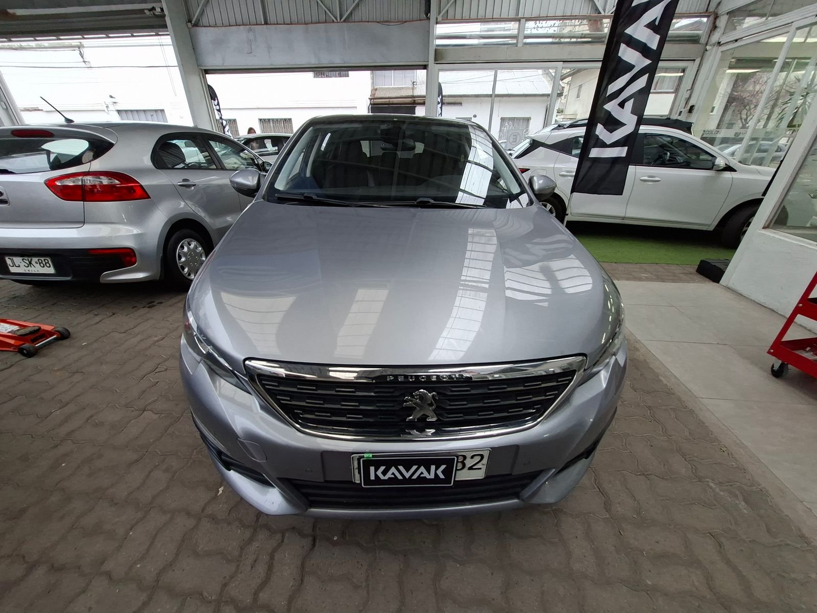 Peugeot 308 2018 - Foto 2 de 4