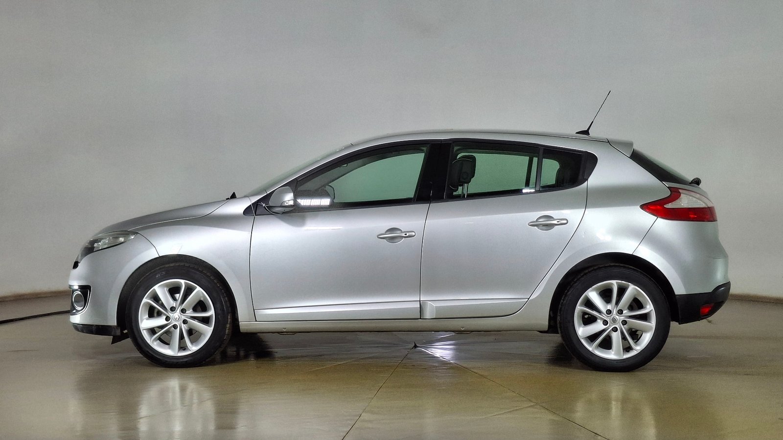 Renault Megane 2015 - Imagen 7 de 16