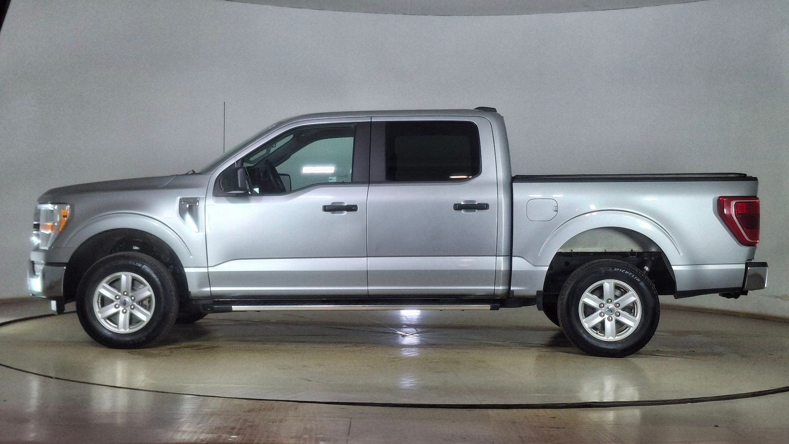Ford F-150 2023 - Imagen 7 de 16