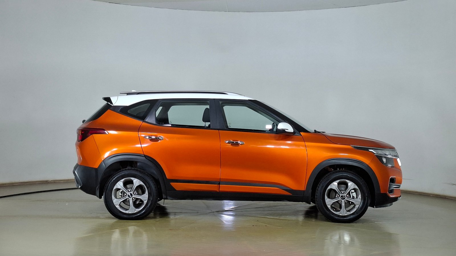Kia Seltos 2020 - Imagen 4 de 17
