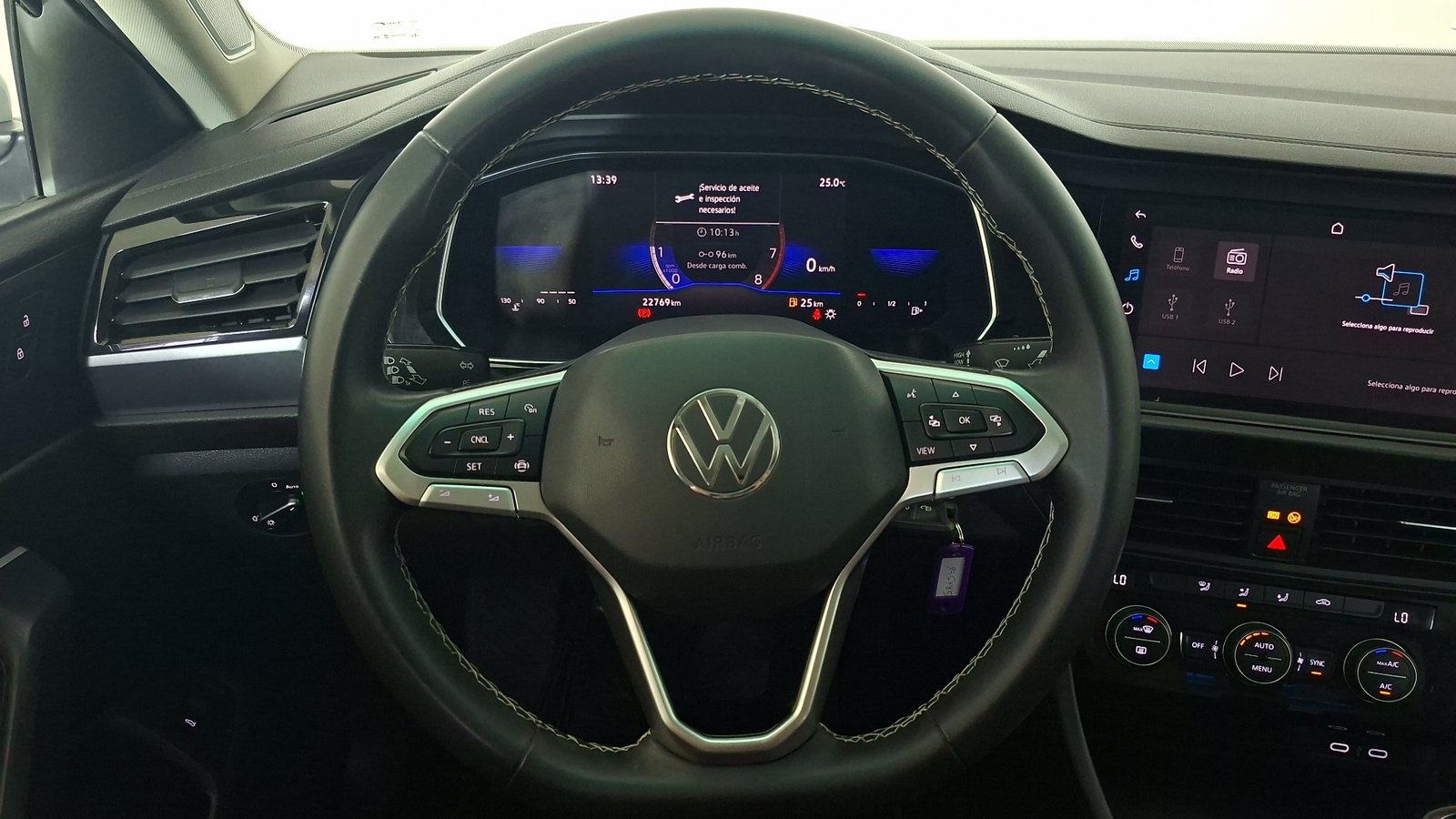 Volkswagen Jetta 2023 - Imagen 9 de 17
