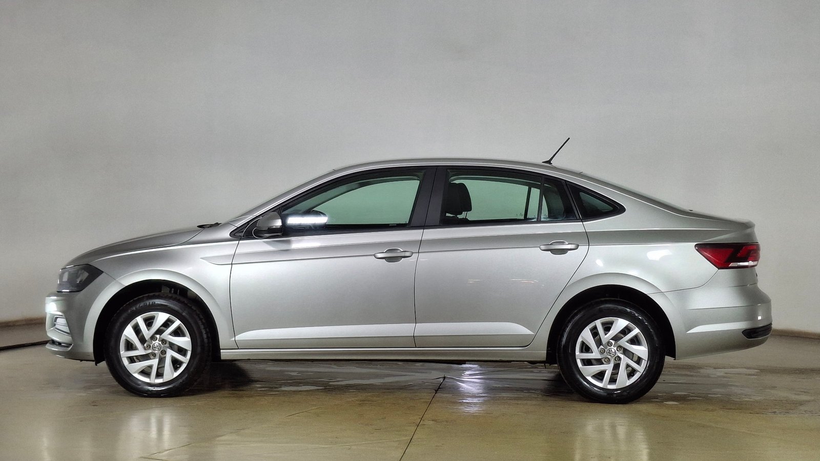 Volkswagen Virtus 2023 - Imagen 7 de 15