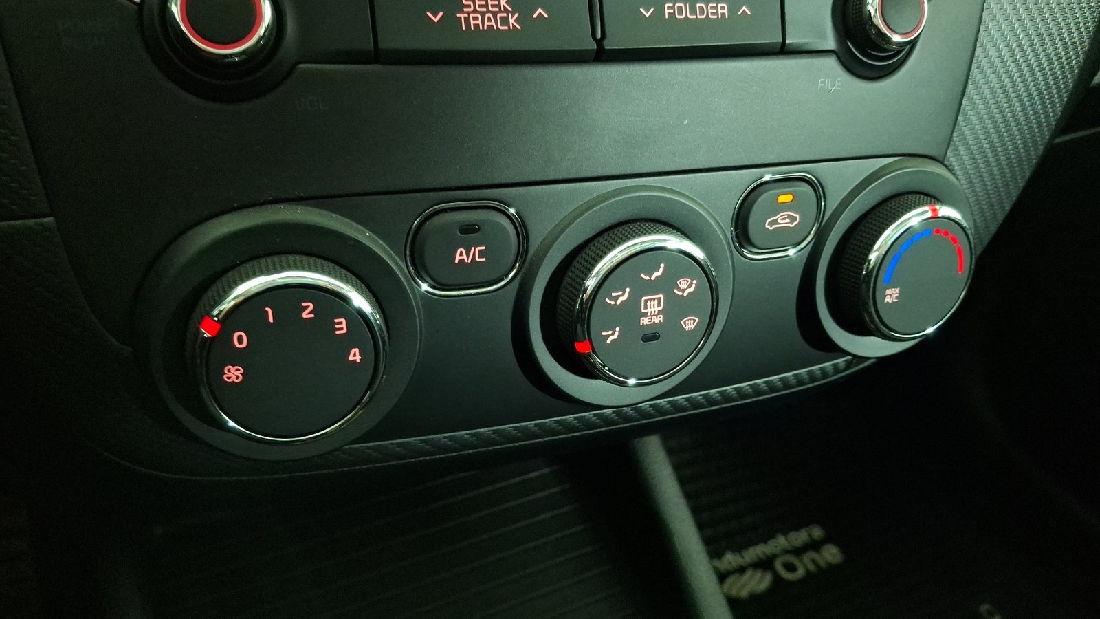 Kia CERATO 5 2019 - Imagen 16 de 17