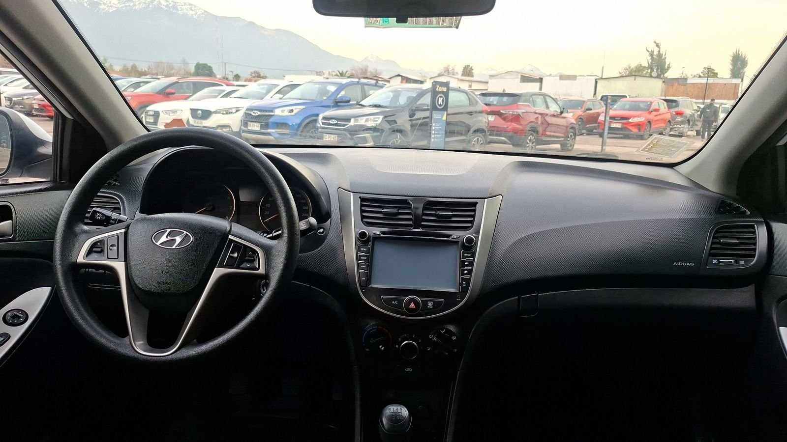 Hyundai Accent 2017 - Imagen 6 de 15