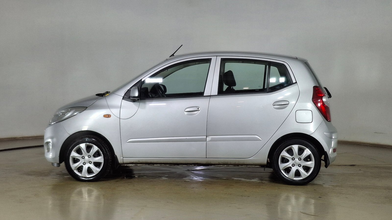 Hyundai I10 2012 - Imagen 7 de 15