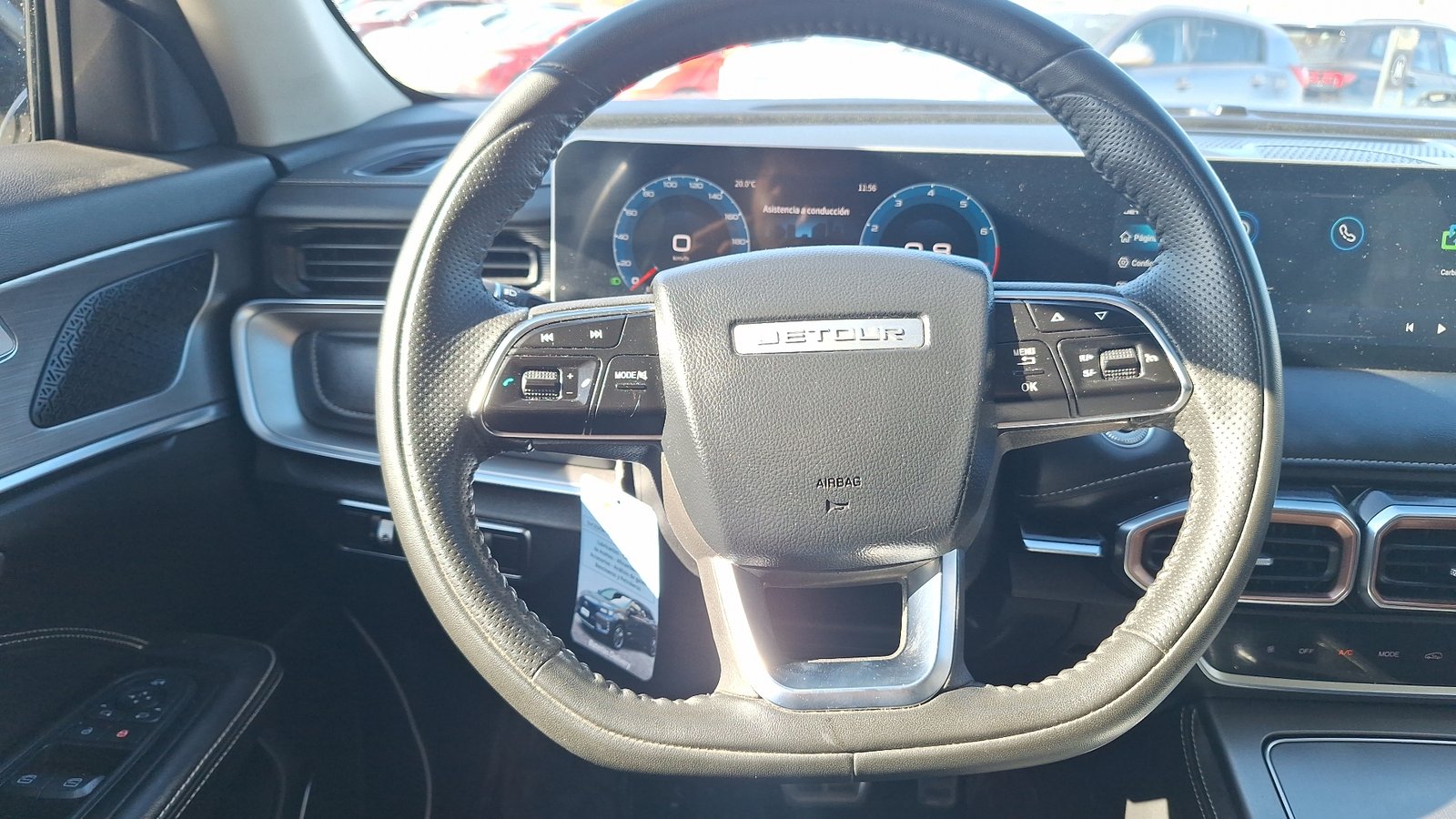 Jetour X70 PLUS 2024 - Imagen 8 de 17