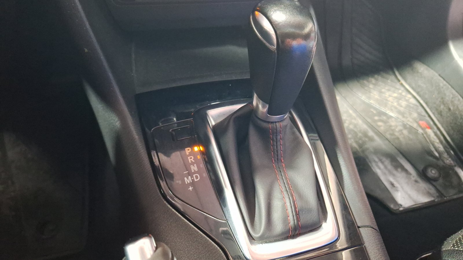 Mazda Mazda 3 2016 - Imagen 11 de 16
