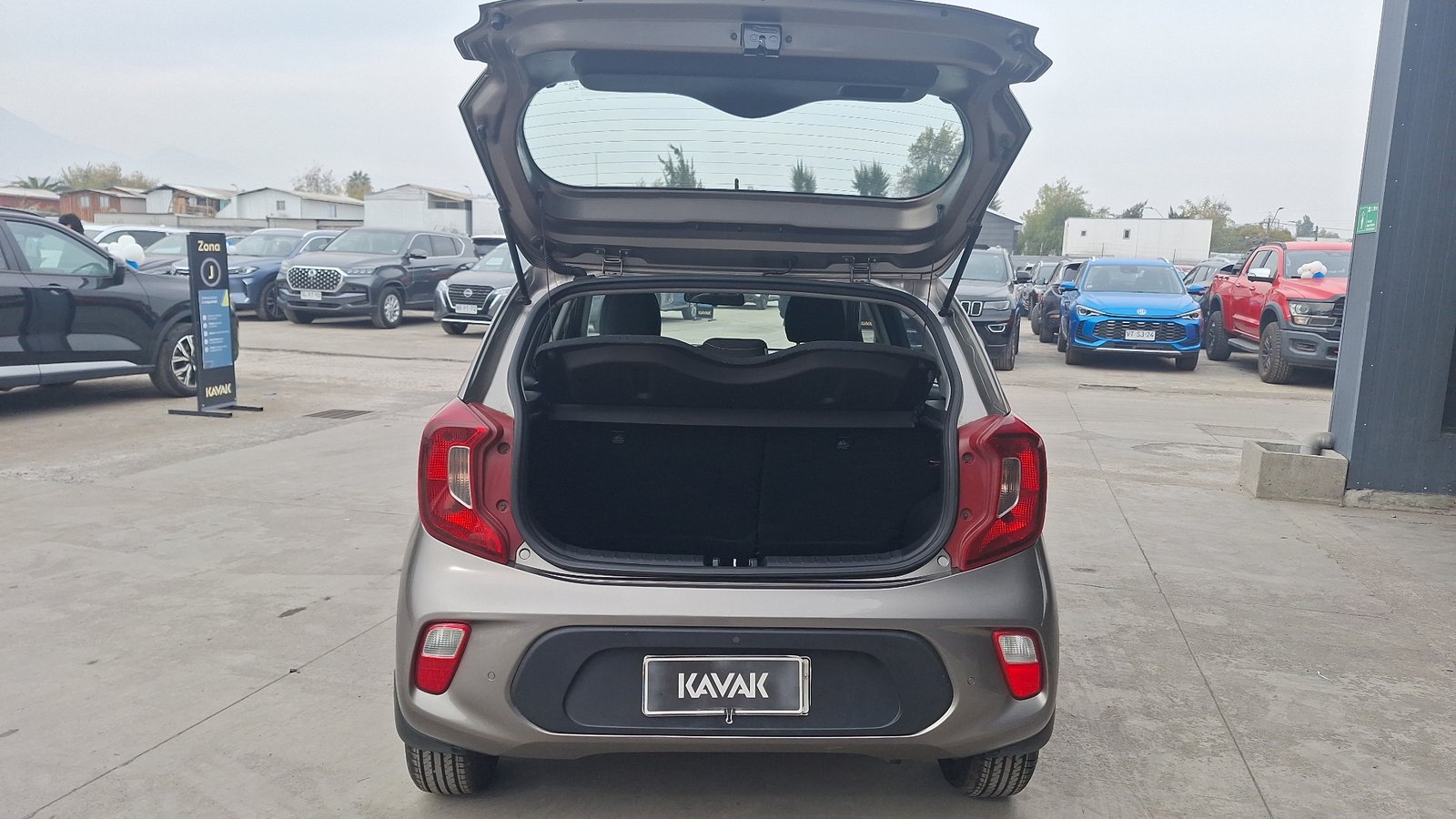 Kia MORNING 2018 - Imagen 4 de 14