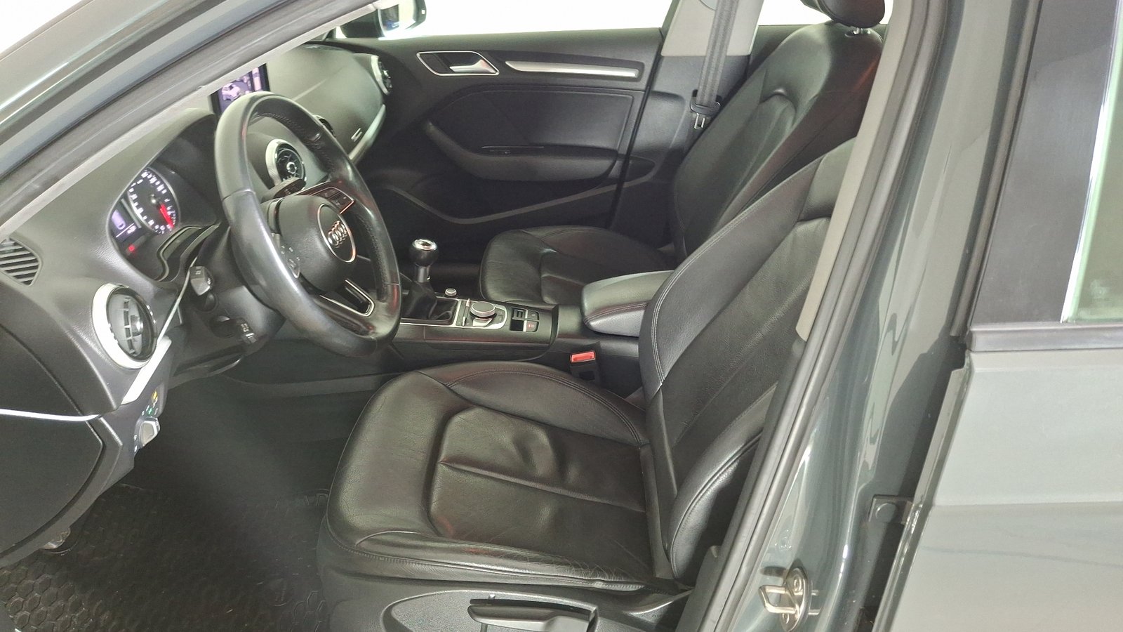 Audi A3 2019 - Imagen 12 de 15