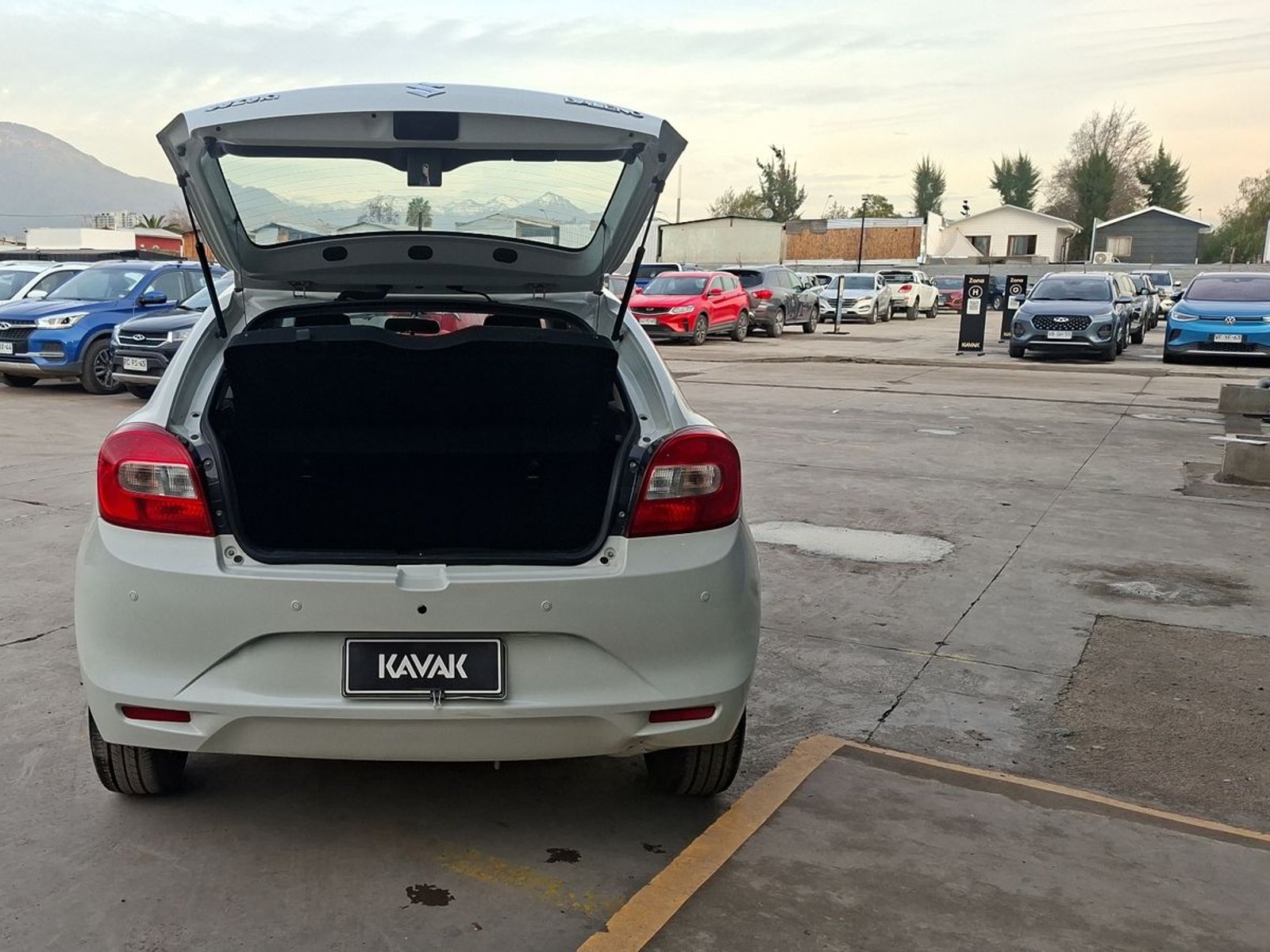 Suzuki Baleno 2019 - Foto 4 de 15