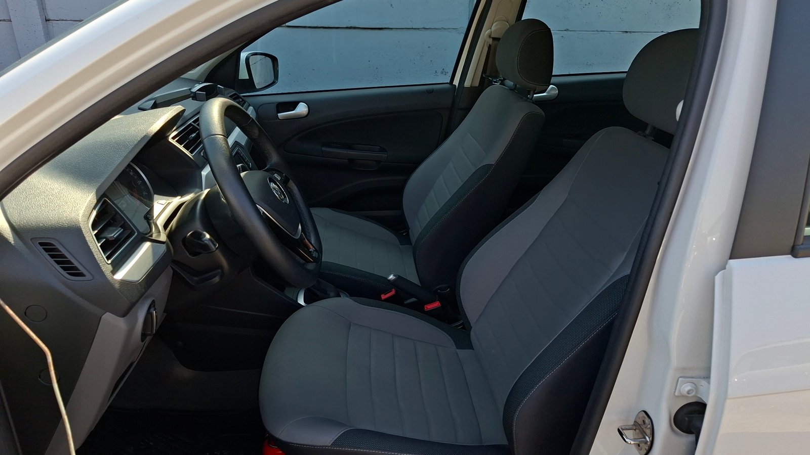 Volkswagen Gol 2022 - Imagen 12 de 14