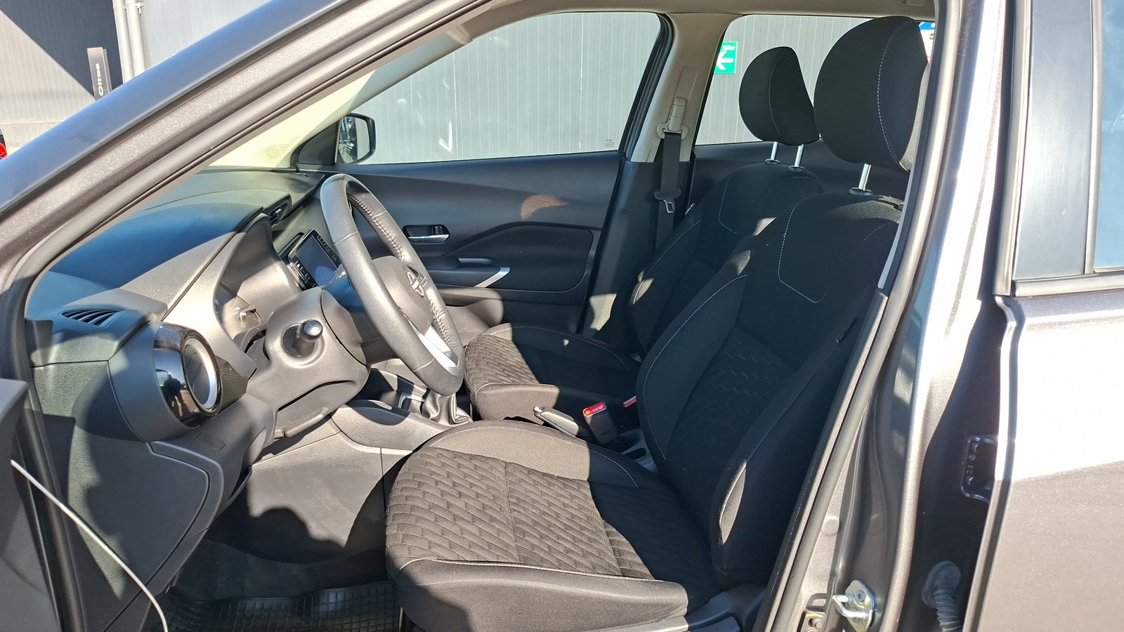 Nissan Kicks 2023 - Imagen 13 de 15