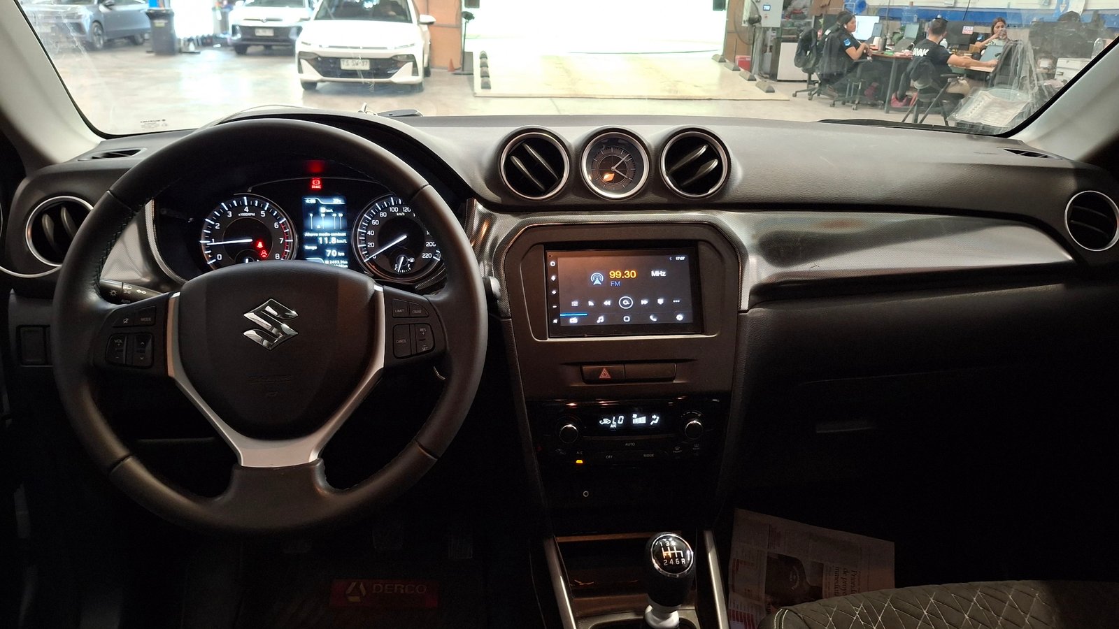 Suzuki Vitara 2022 - Imagen 8 de 18