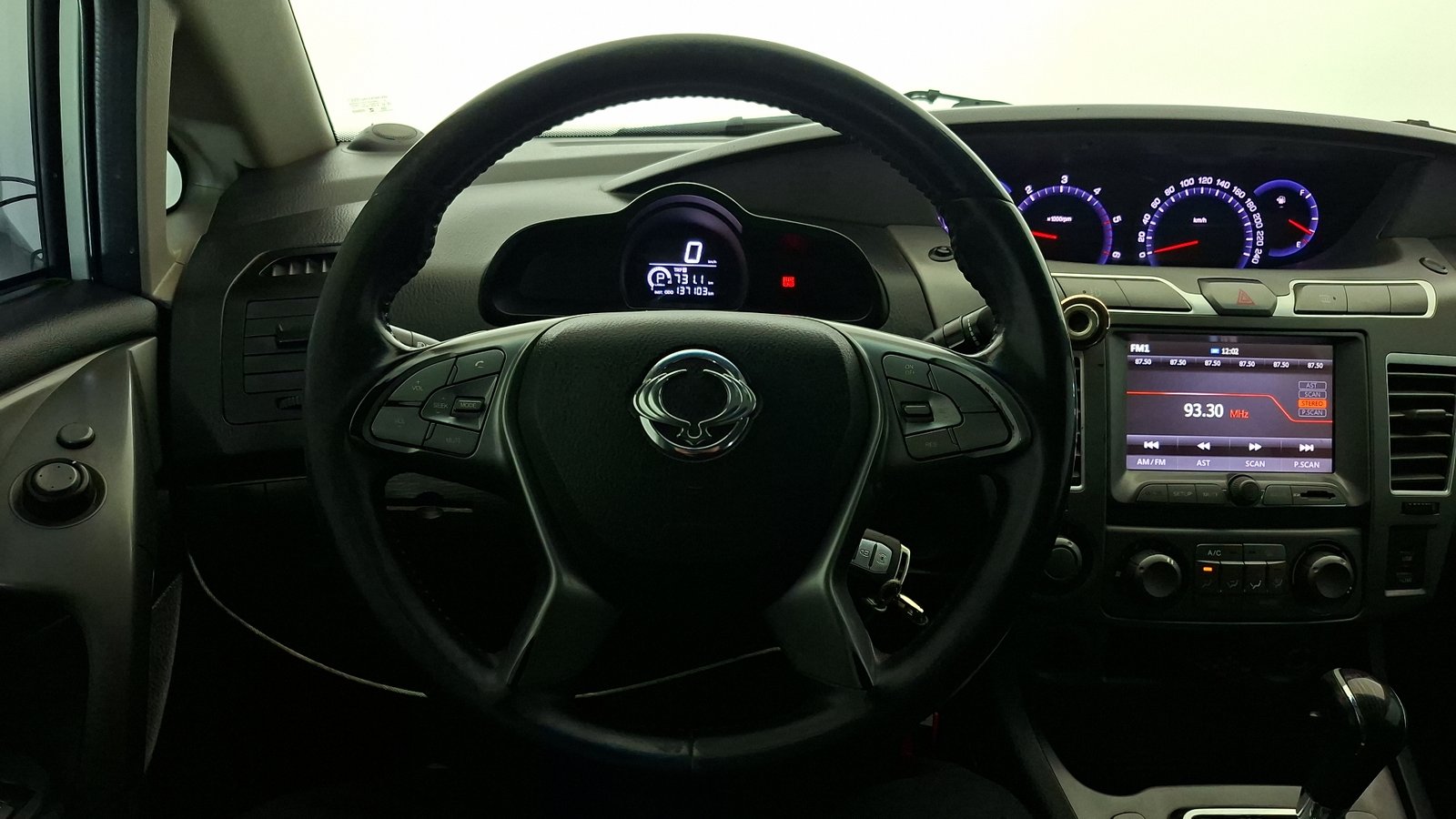 Ssangyong STAVIC 2018 - Imagen 6 de 15