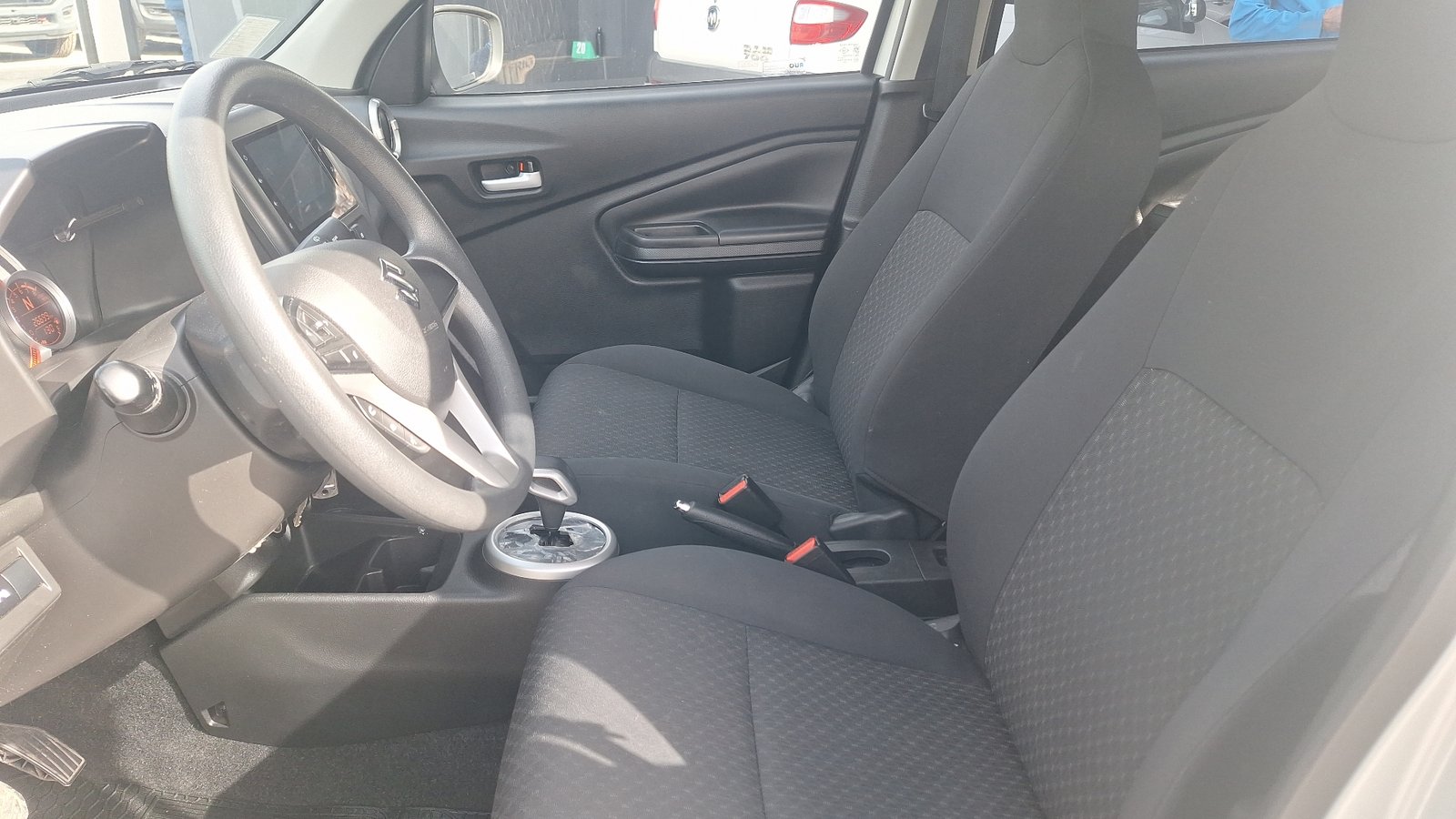 Suzuki Celerio 2023 - Imagen 13 de 14