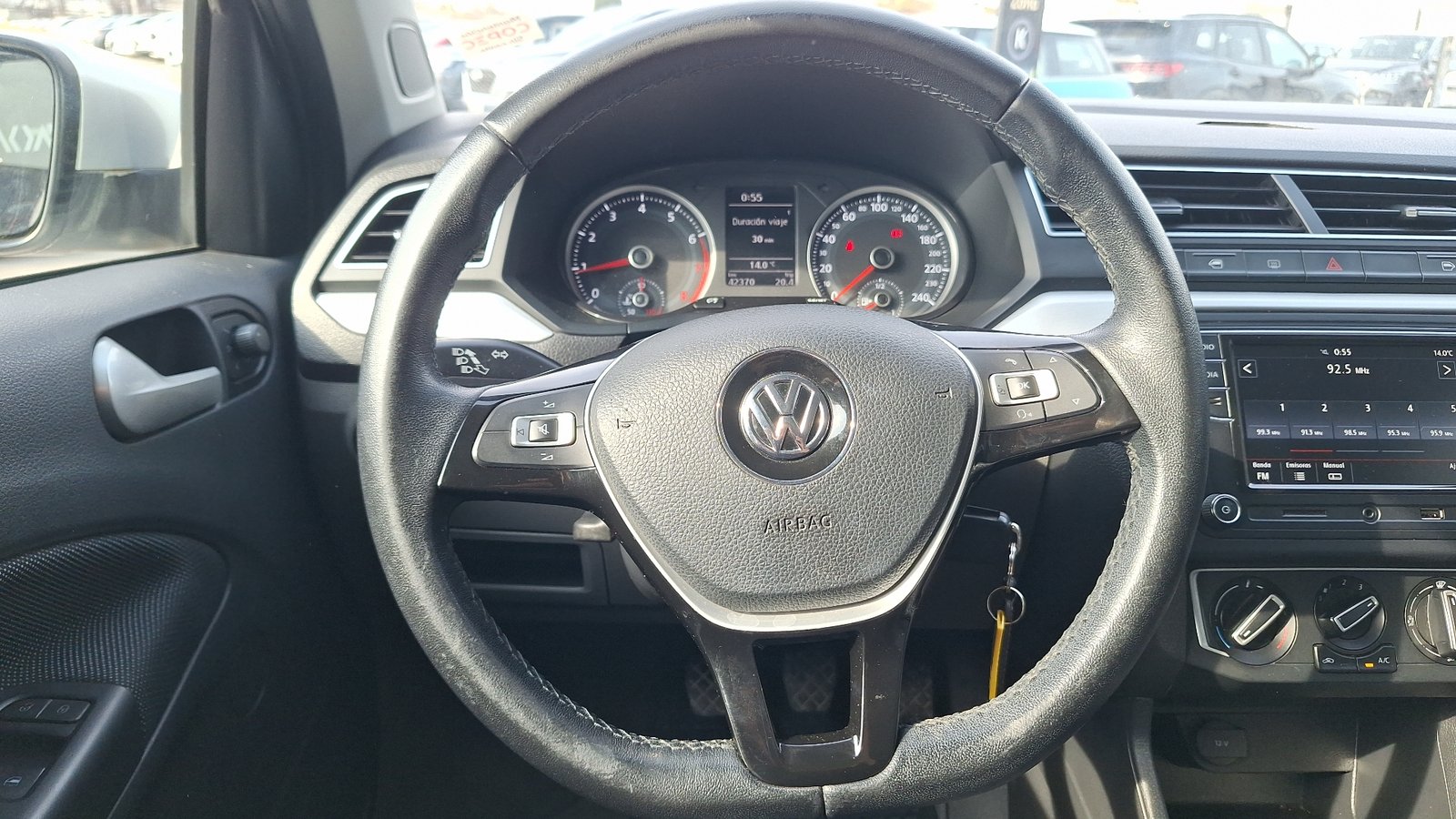 Volkswagen Gol 2022 - Imagen 8 de 14
