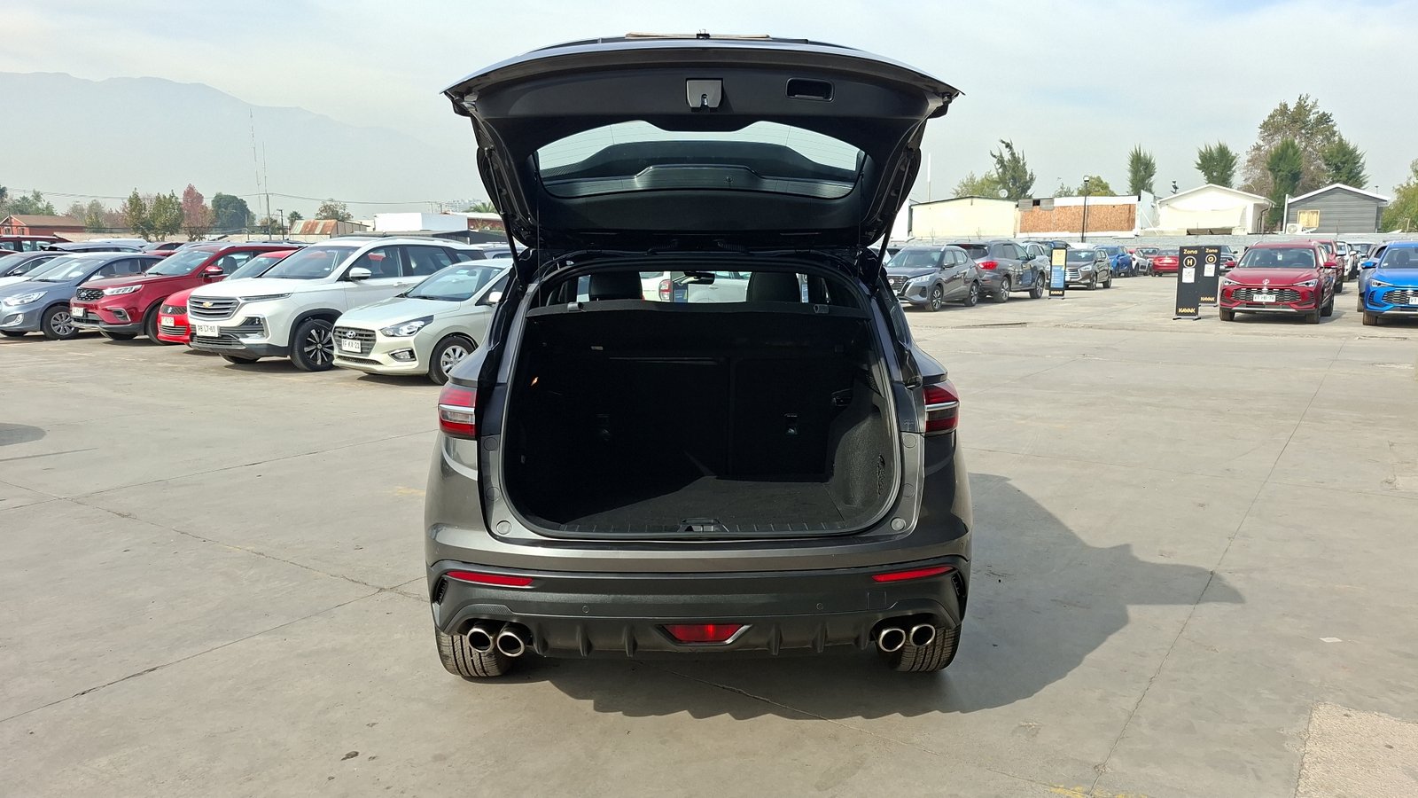 Geely Coolray 2023 - Imagen 4 de 16