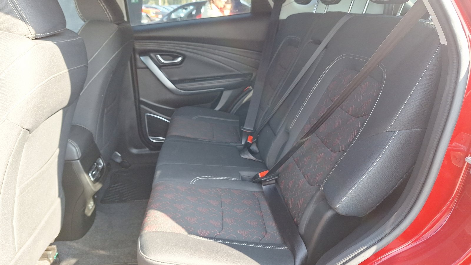 Jetour X70 2024 - Imagen 14 de 16