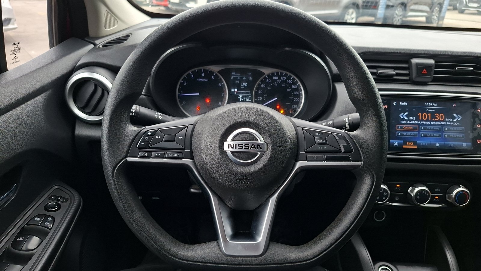 Nissan Versa 2022 - Imagen 8 de 14