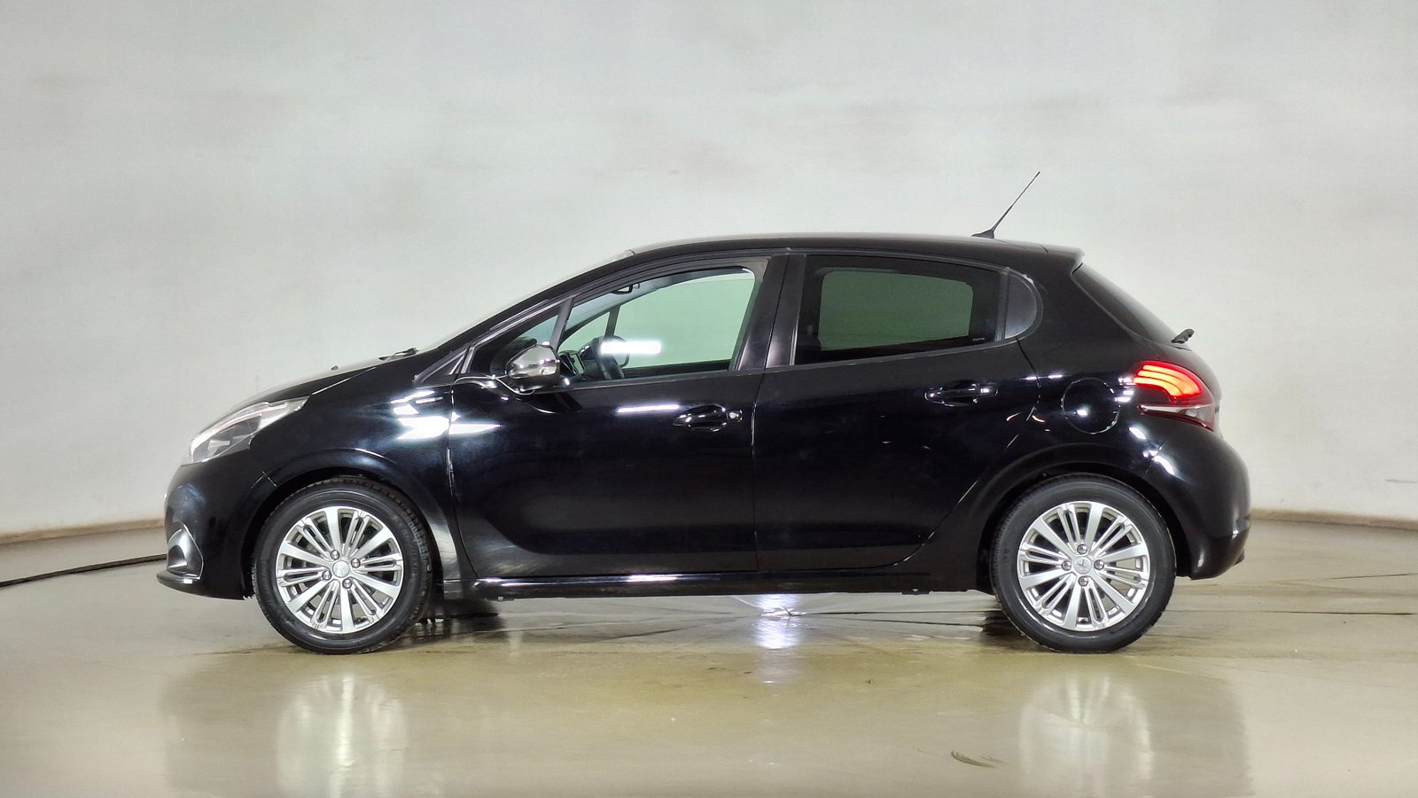 Peugeot 208 2020 - Imagen 7 de 15