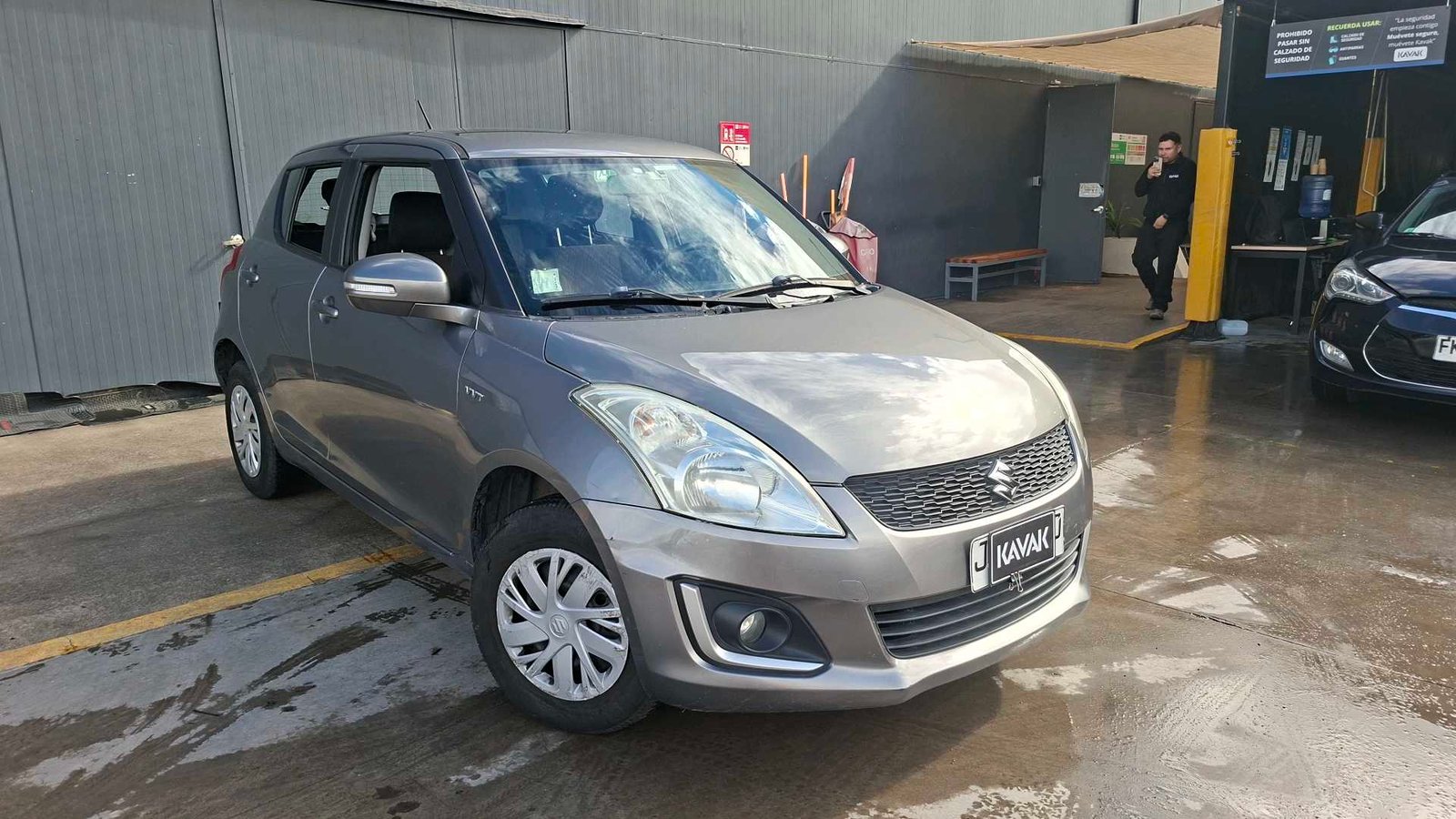 Suzuki Swift 2017 - Imagen 3 de 4