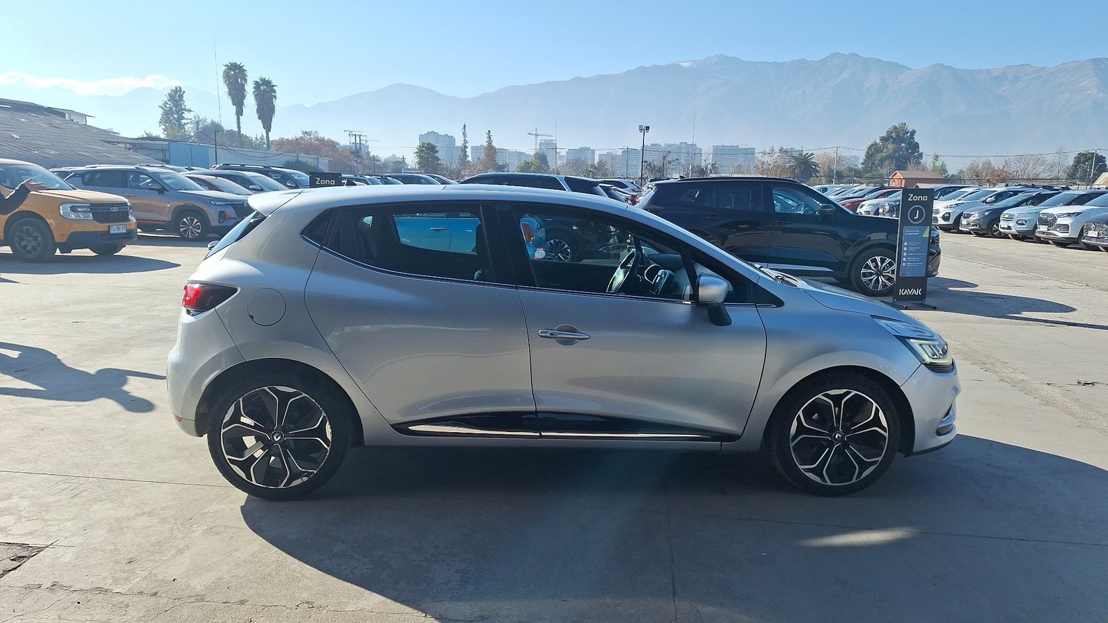Renault Clio 2018 - Foto 5 de 16