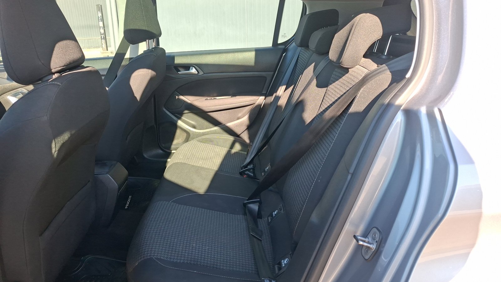 Peugeot 308 2020 - Imagen 15 de 16