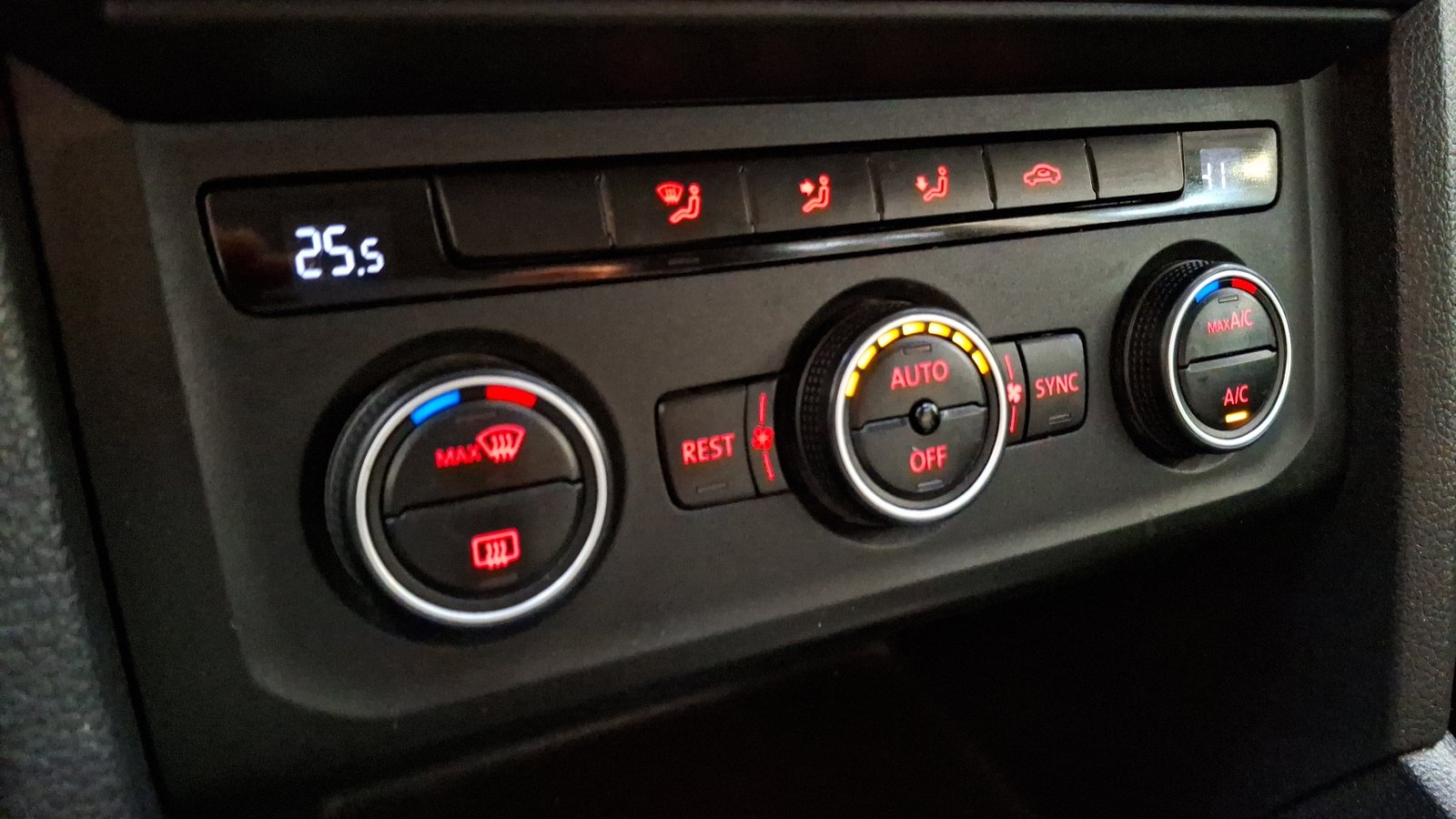 Volkswagen Amarok 2020 - Imagen 14 de 15