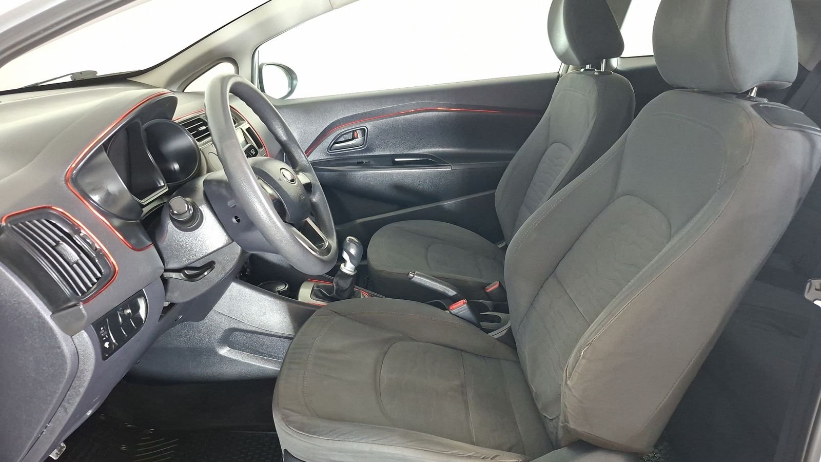 Kia RIO 3 2015 - Imagen 14 de 16