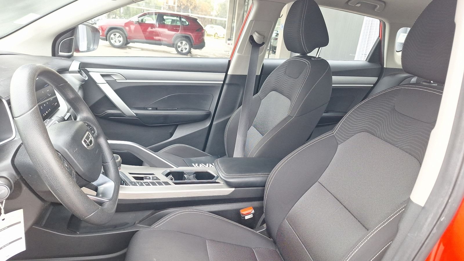 Geely Coolray 2023 - Imagen 14 de 15