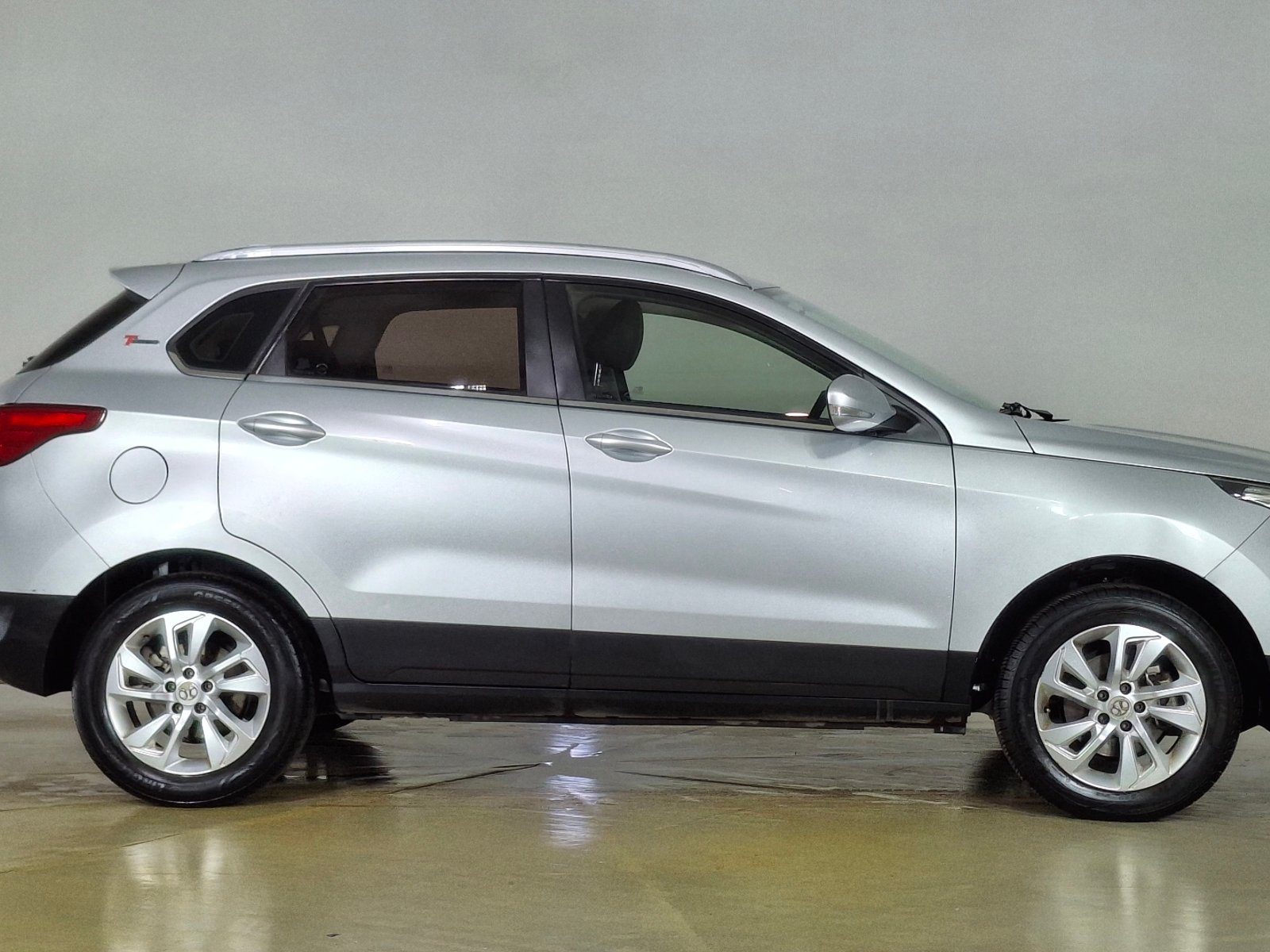 BAIC X55 2017 - Foto 4 de 16
