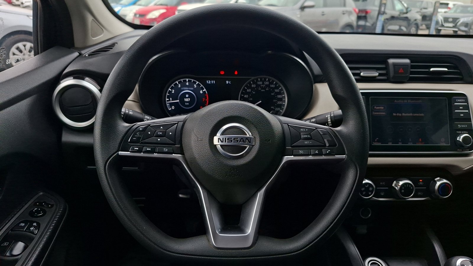 Nissan Versa 2021 - Imagen 8 de 15