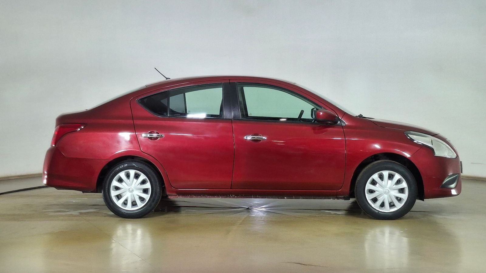 Nissan Versa 2016 - Imagen 4 de 15