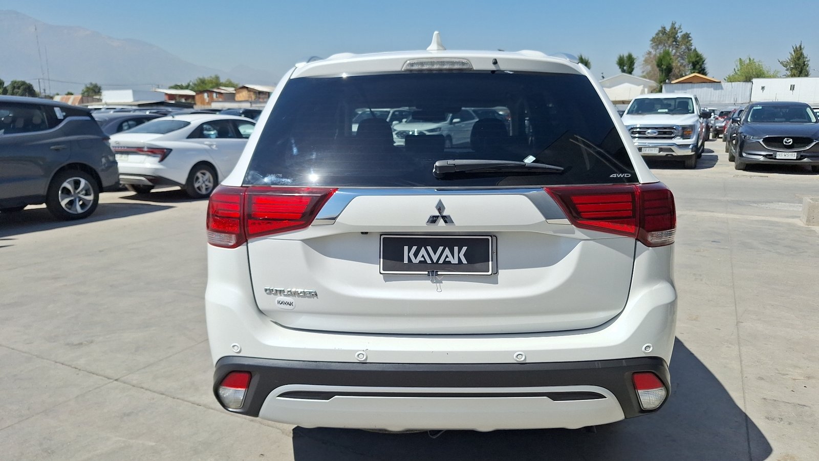 Mitsubishi Outlander 2022 - Foto 4 de 15