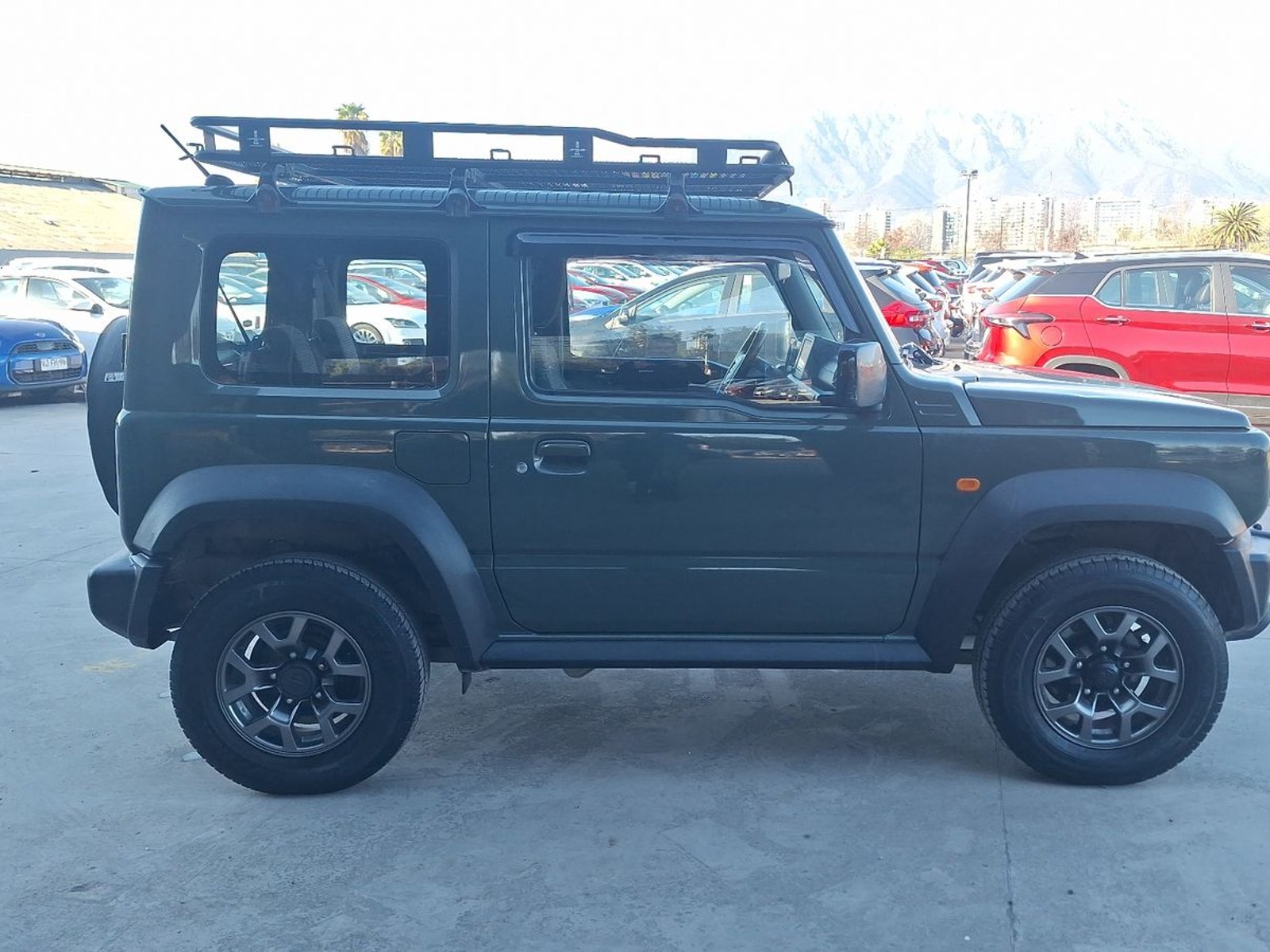 Suzuki Jimny 2020 - Foto 5 de 15