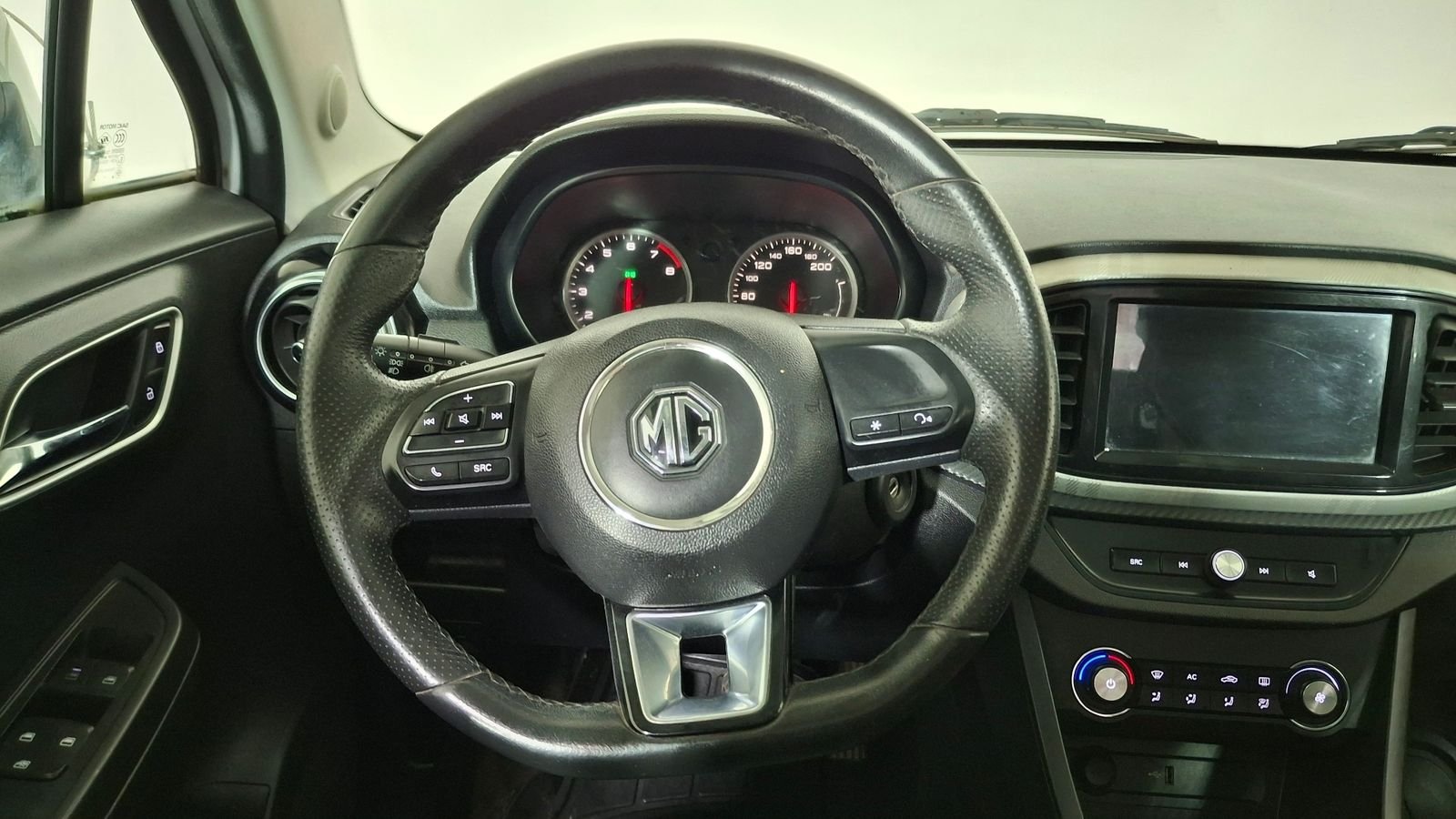 MG 3 2020 - Imagen 8 de 16