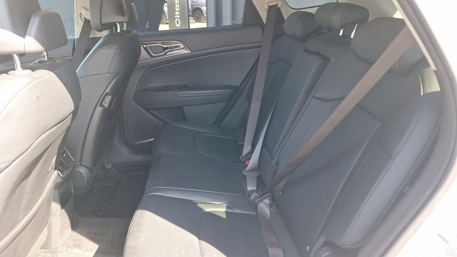Kia Sportage 2023 - Imagen 14 de 16