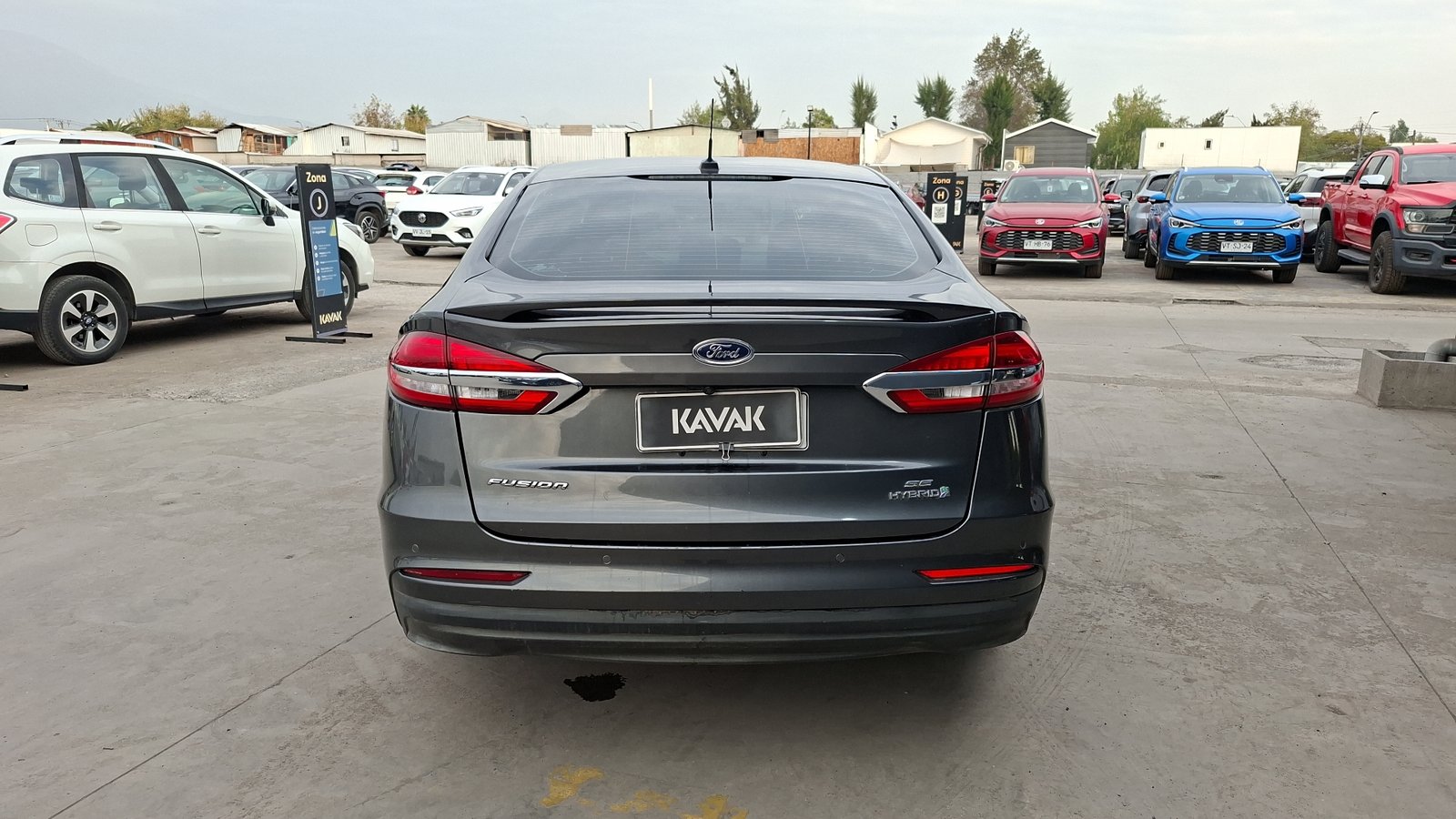 Ford Fusion 2020 - Imagen 3 de 16
