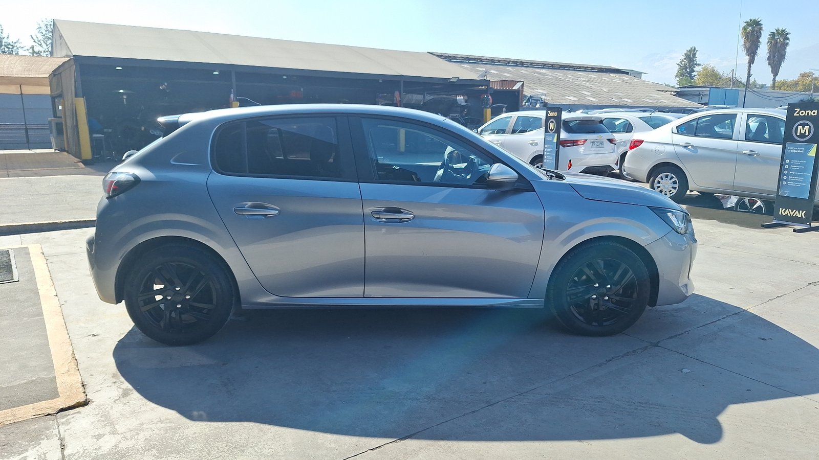 Peugeot 208 2021 - Imagen 5 de 15