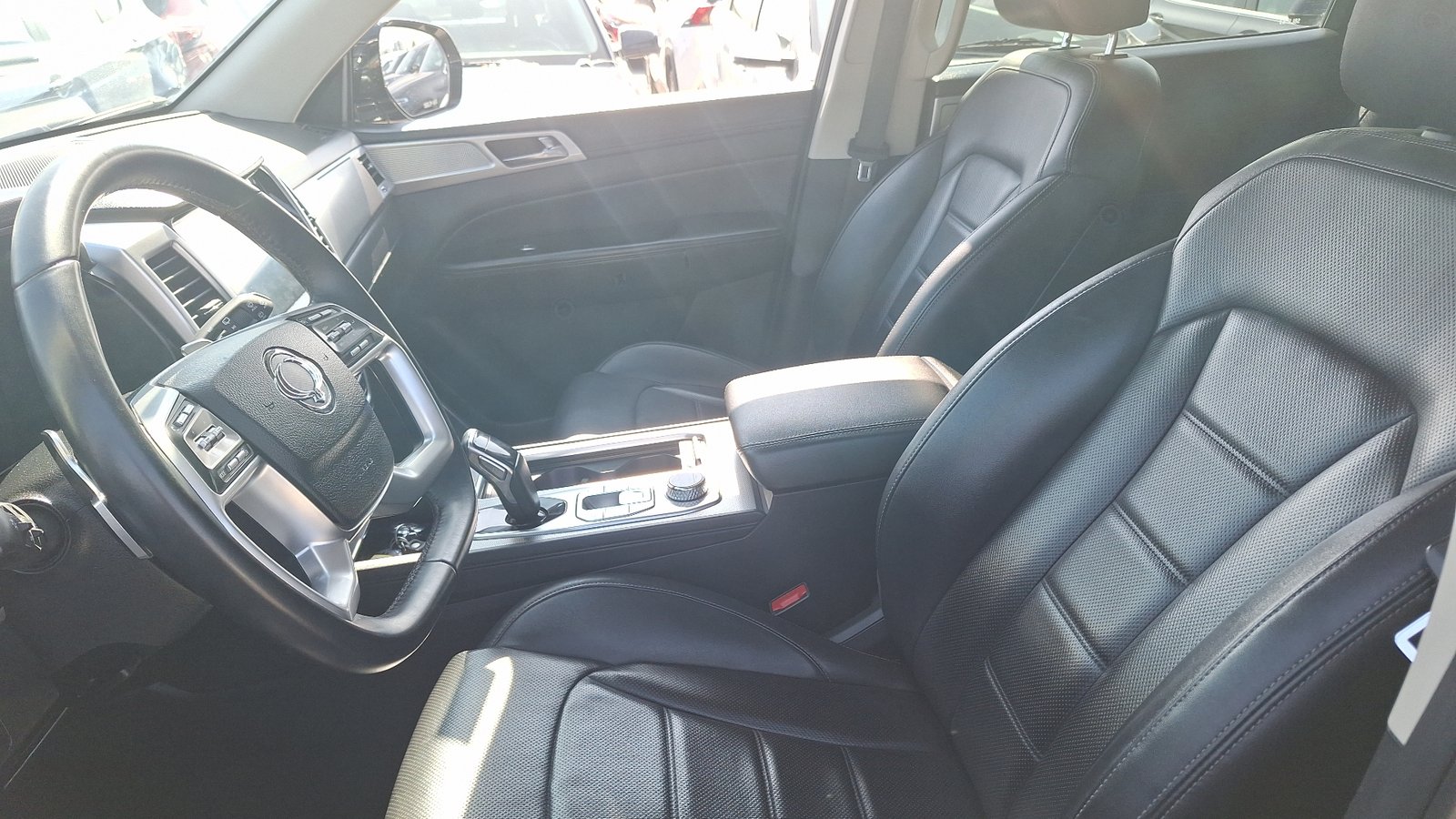 Ssangyong Rexton 2022 - Imagen 15 de 16